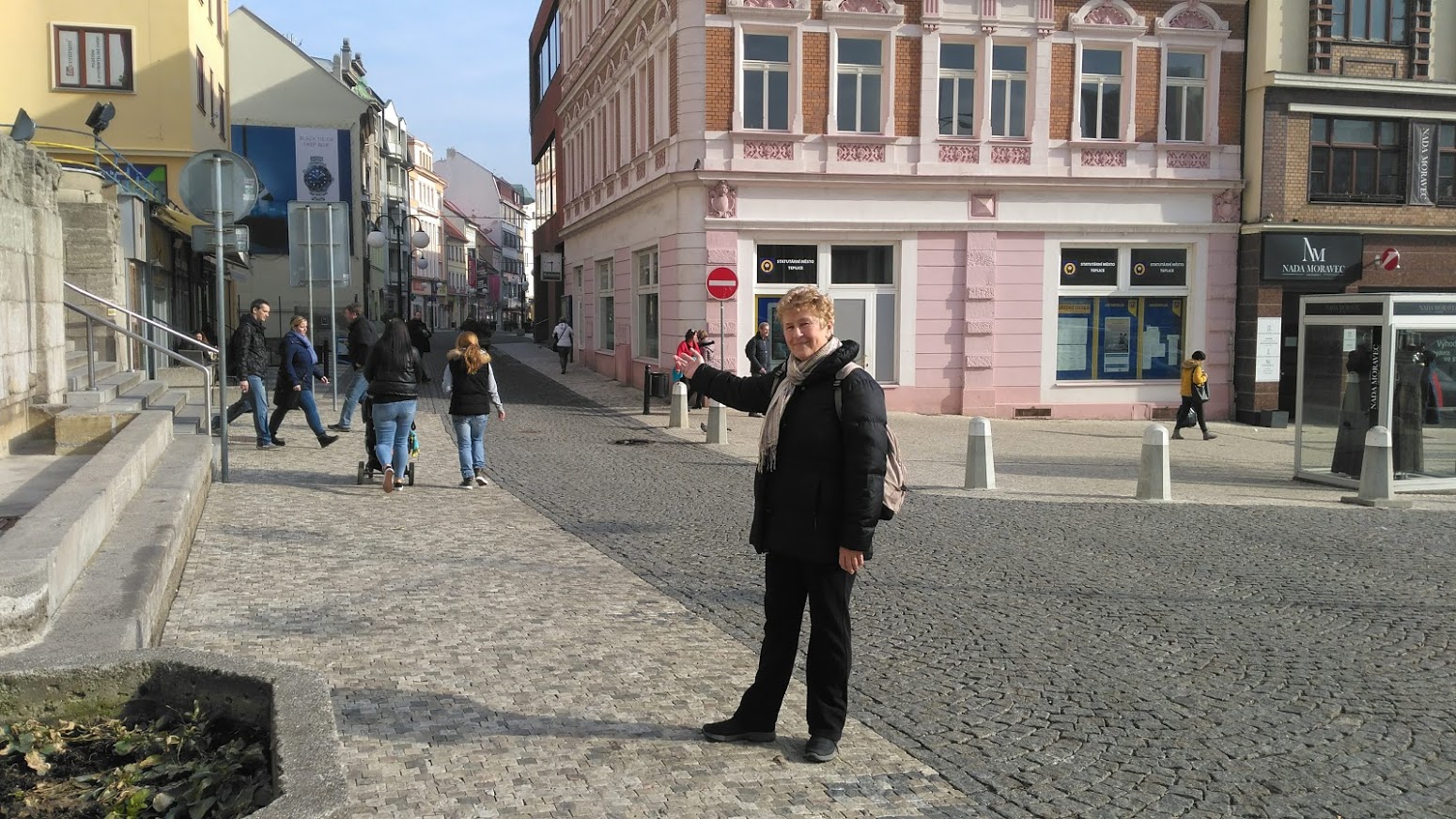 a jdeme směrem koupání